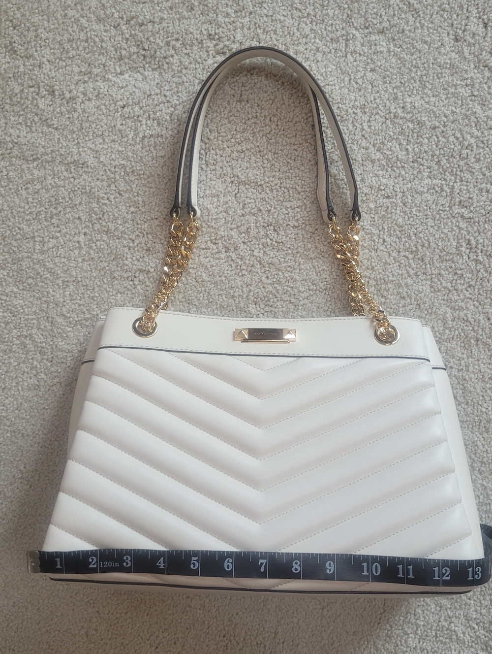 Chic Michael Kors Whitney Light Cream Quilted Leather Medium Chain Shoulder Tote - Picture 5 of 14